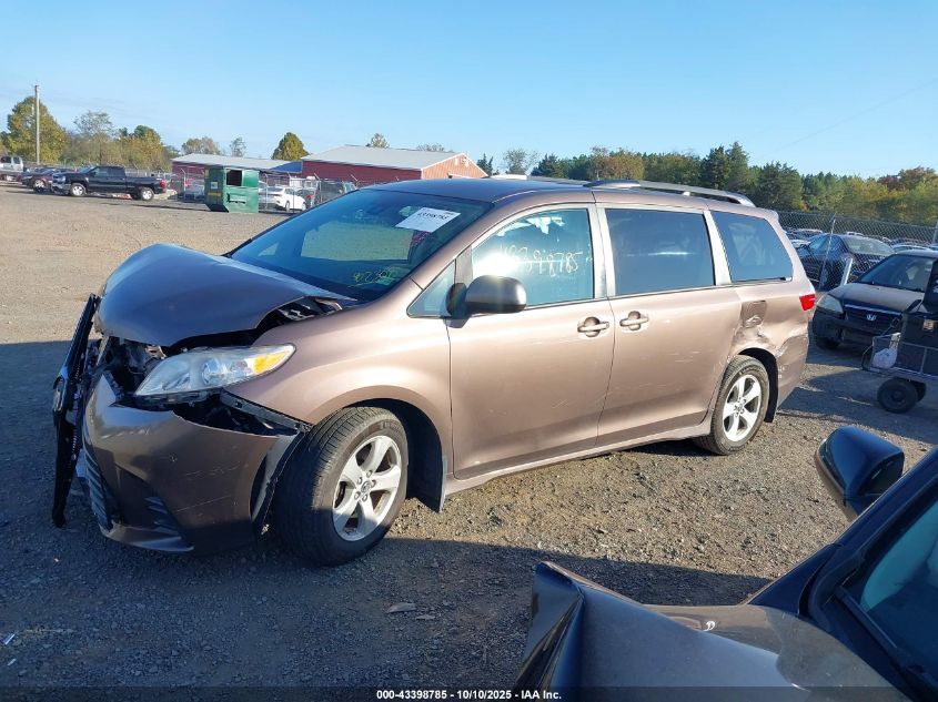 2018 Toyota Sienna Le 8 Passenger VIN: 5TDKZ3DC7JS902308 Lot: 43398785