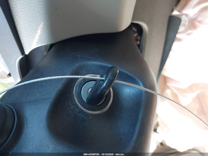 2018 Toyota Sienna Le 8 Passenger VIN: 5TDKZ3DC7JS902308 Lot: 43398785