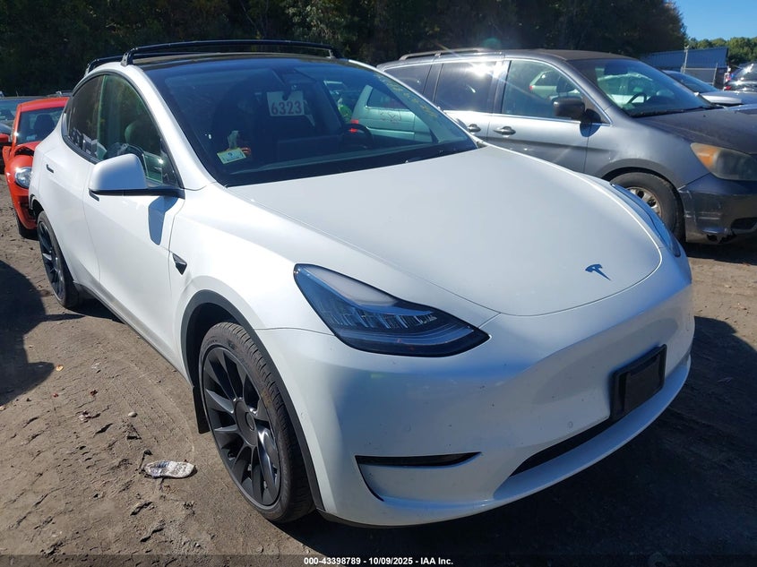 TESLA MODEL Y LONG RANGE DUAL MOTOR ALL-WHEEL DRIVE