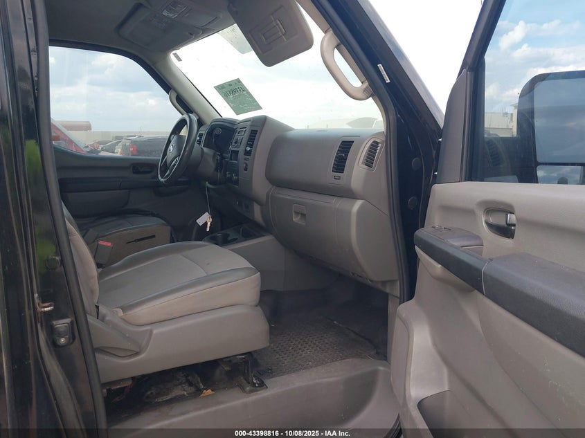 1N6AF0KX8DN113701 2013 NISSAN NV photo no. 5
