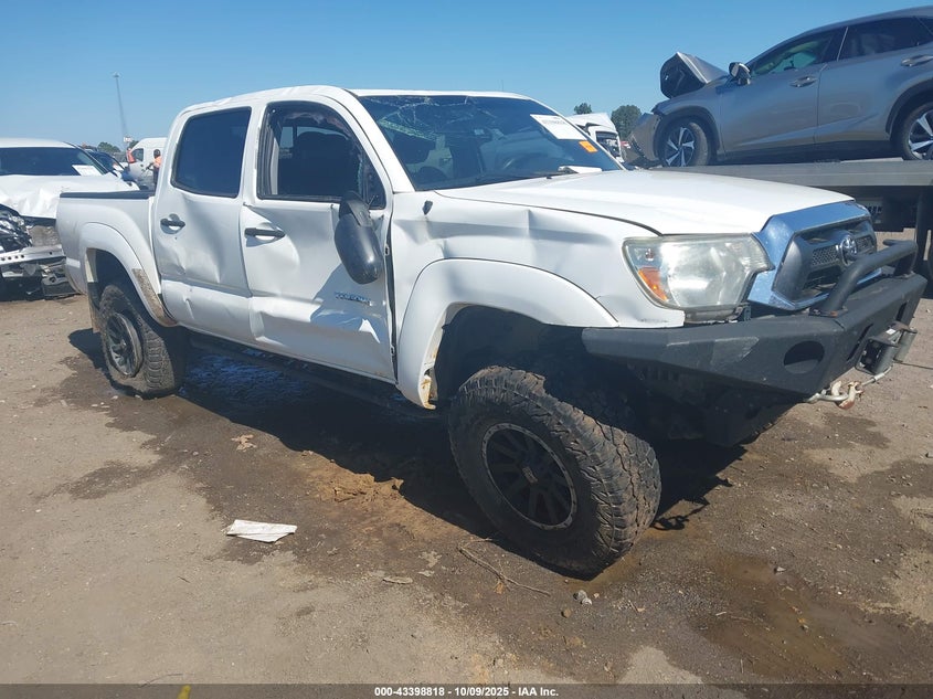 TOYOTA TACOMA BASE V6