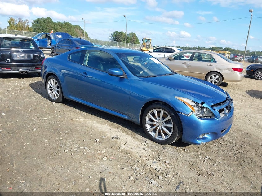 INFINITI G37 JOURNEY