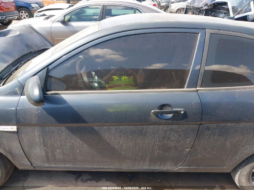 2009 Hyundai Accent Gs VIN: KMHCM36C59U108426 Lot: 43398858