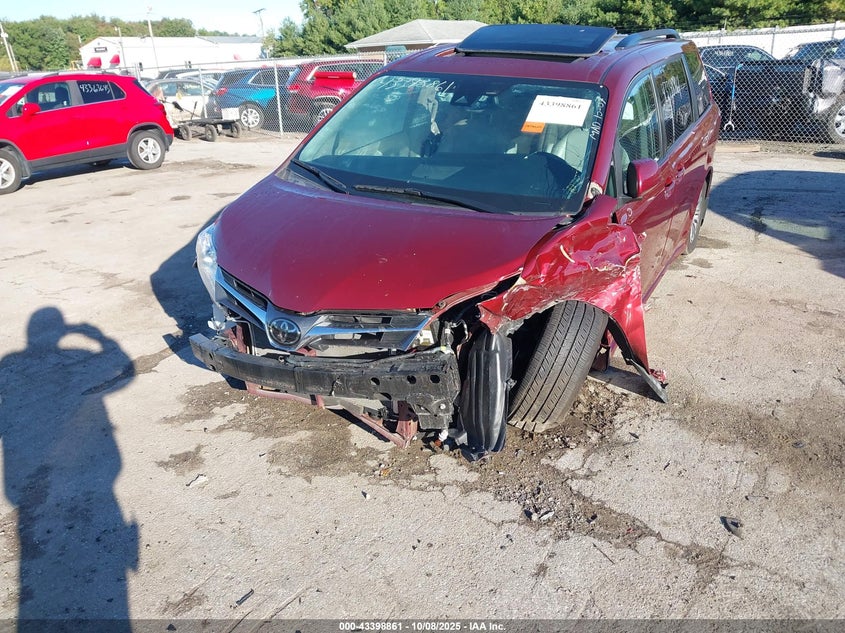 5TDYZ3DC8LS046997 2020 TOYOTA SIENNA photo no. 6