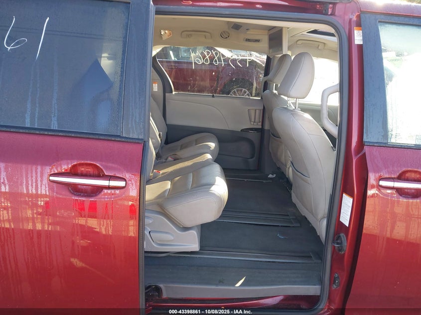 5TDYZ3DC8LS046997 2020 TOYOTA SIENNA photo no. 8