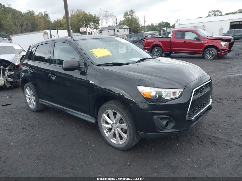 MITSUBISHI OUTLANDER SPORT ES