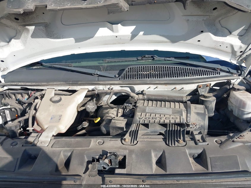 2018 GMC Savana Cutaway Work Van VIN: 1GD07RFG9J1235170 Lot: 43399029