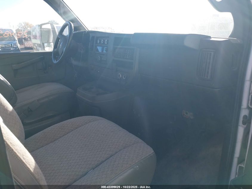 2018 GMC Savana Cutaway Work Van VIN: 1GD07RFG9J1235170 Lot: 43399029