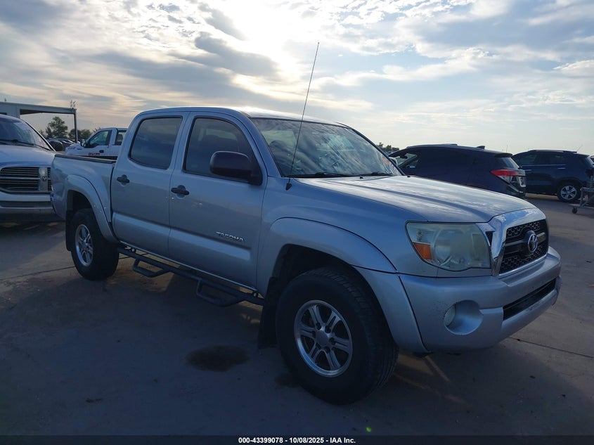 TOYOTA TACOMA BASE V6