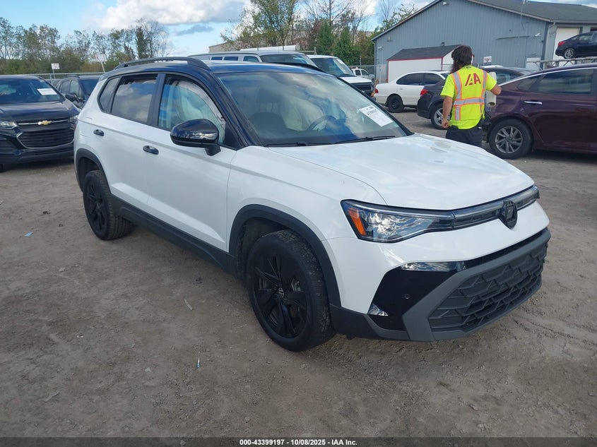 VOLKSWAGEN TAOS 1.5T SE BLACK