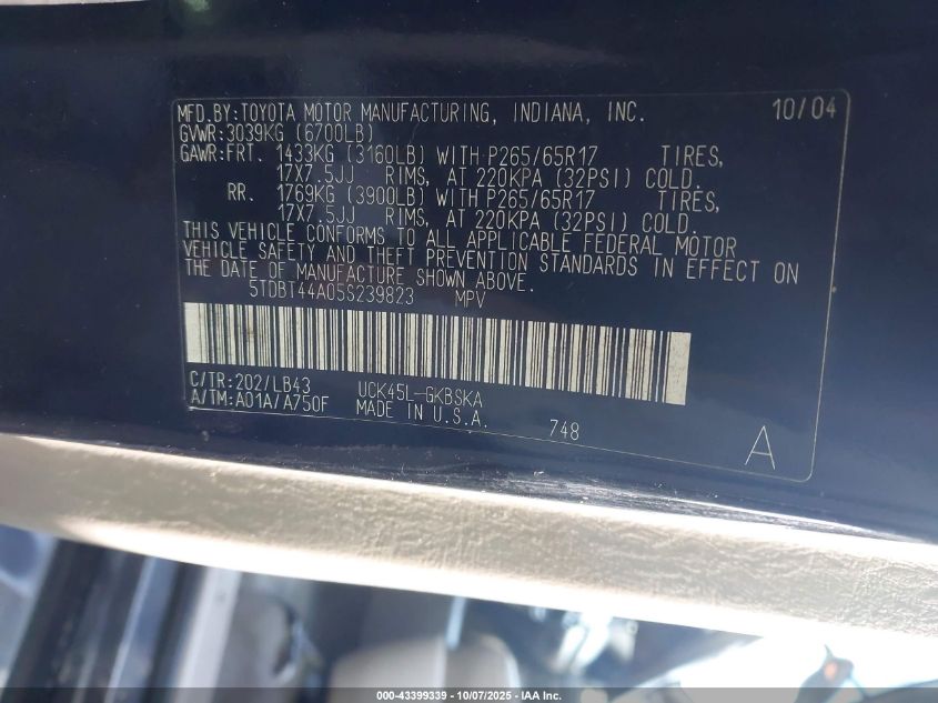 2005 Toyota Sequoia Sr5 V8 VIN: 5TDBT44A05S239823 Lot: 43399339