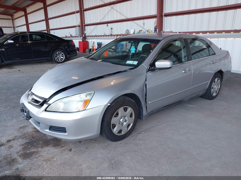 1HGCM56477A009843 2007 HONDA ACCORD photo no. 2