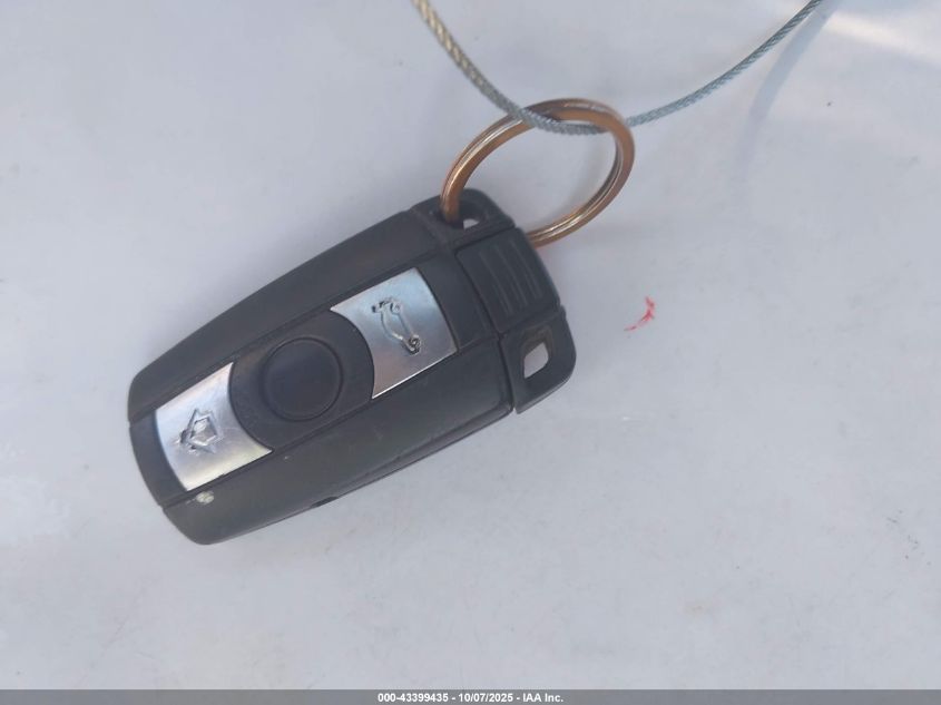 2006 BMW 325I VIN: WBAVB17556NK37115 Lot: 43399435