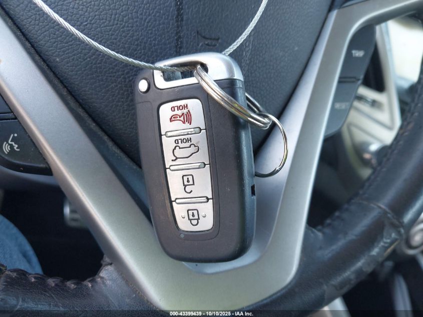 2012 Hyundai Veloster Base W/Black VIN: KMHTC6AD5CU082065 Lot: 43399439