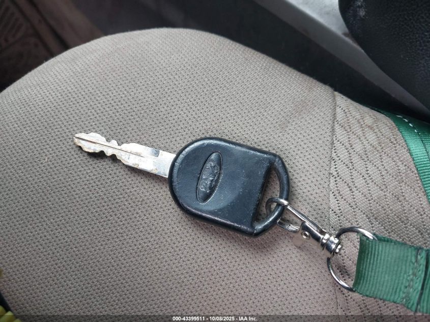 2008 Ford Focus S VIN: 1FAHP34N68W284738 Lot: 43399511