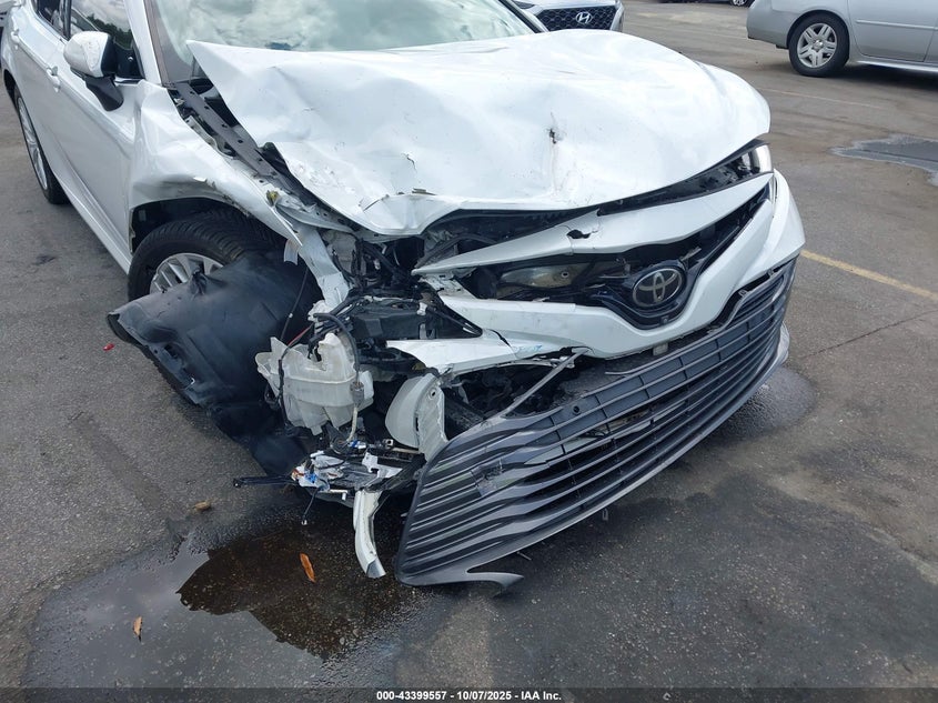 2018 Toyota Camry Xle VIN: 4T1B11HK5JU110338 Lot: 43399557