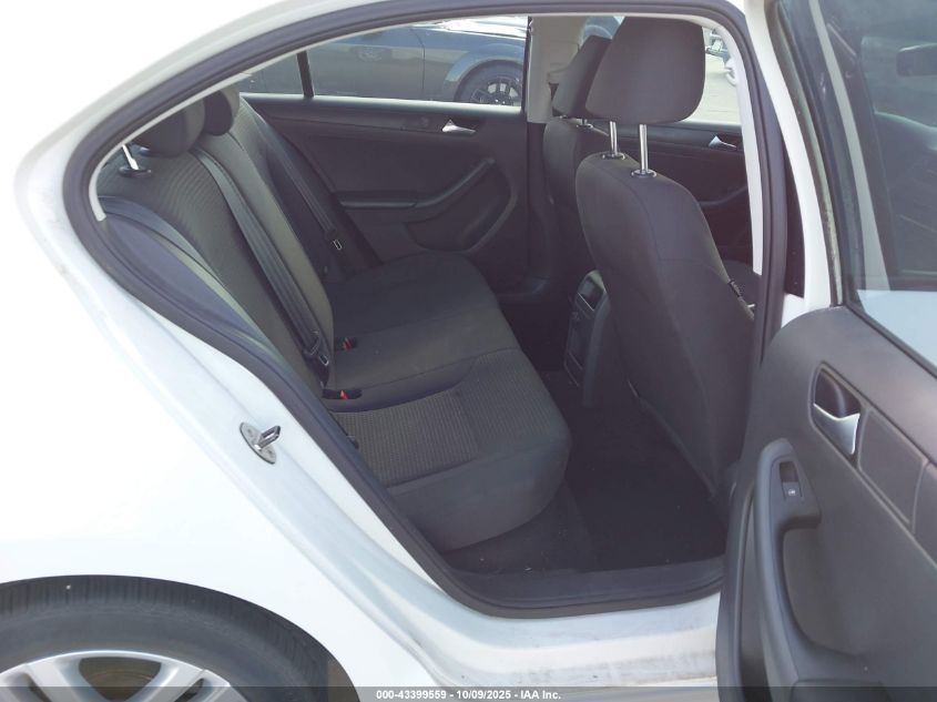 2015 Volkswagen Jetta 2.0L S VIN: 3VW2K7AJ3FM351295 Lot: 43399559