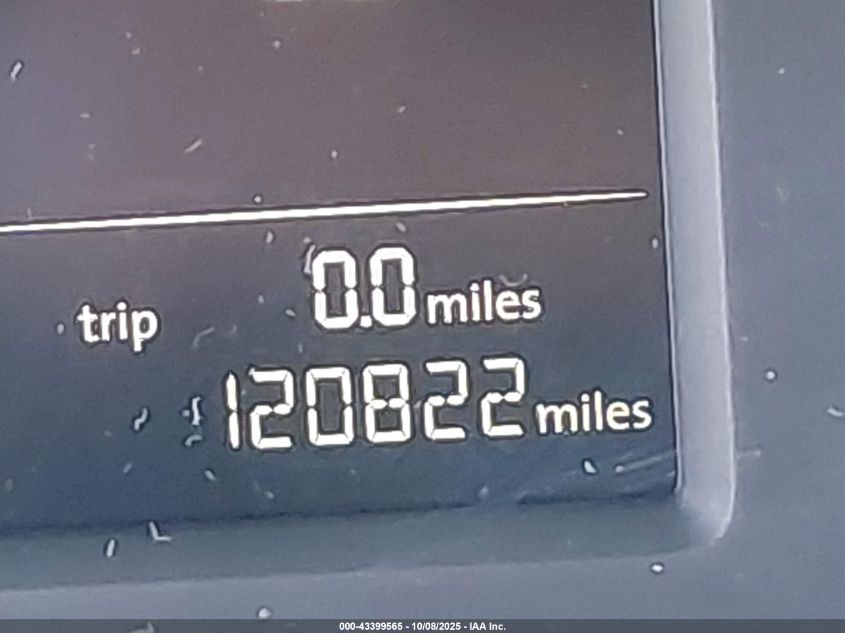 2015 Volkswagen Passat 1.8T Limited Edition VIN: 1VWAS7A3XFC110252 Lot: 43399565