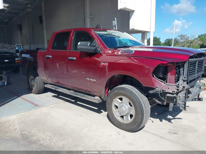 RAM 2500 TRADESMAN 4X4 6 4 BOX