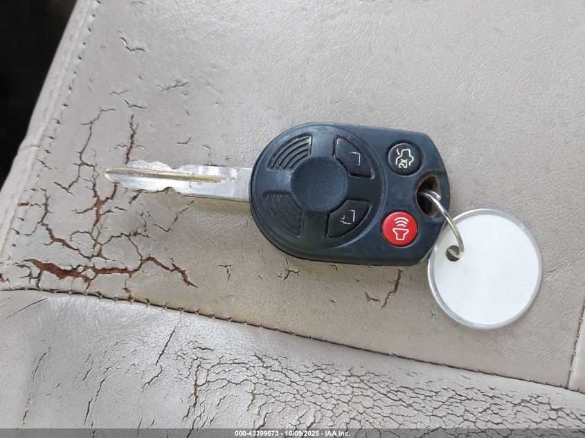 2011 Ford Escape Limited VIN: 1FMCU0EG8BKB51355 Lot: 43399573