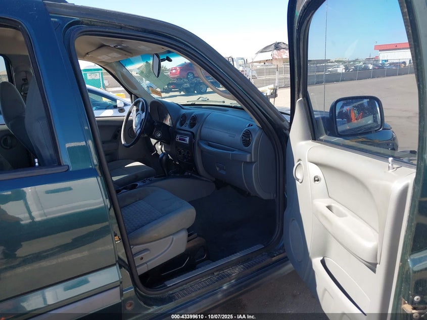 1J4GL48K15W629882 2005 JEEP LIBERTY (NORTH AMERICA) photo no. 5