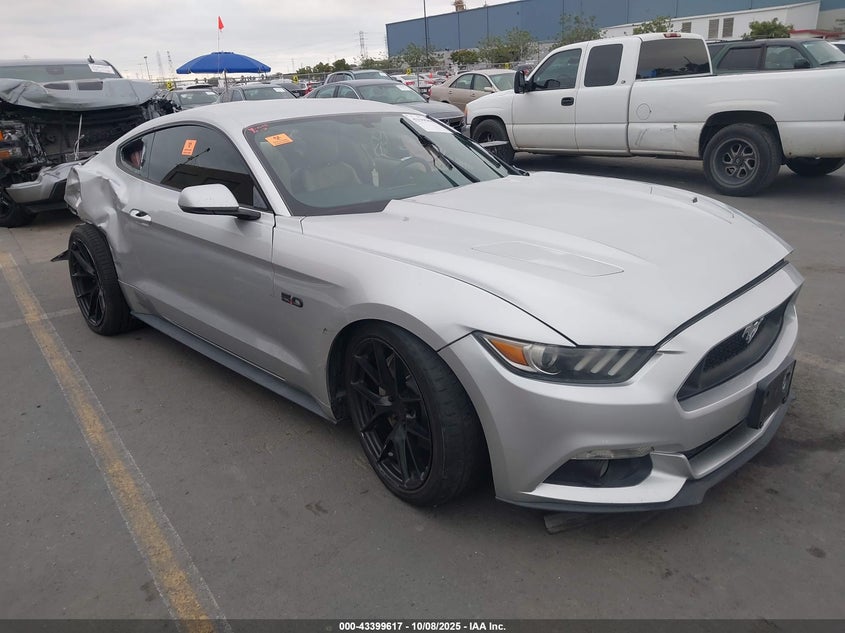 FORD MUSTANG GT PREMIUM