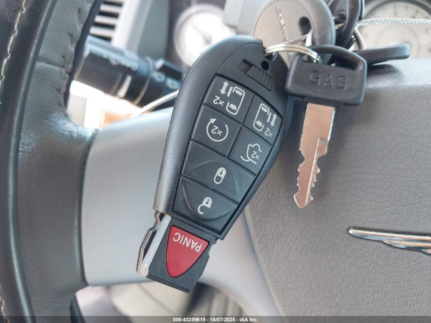 2009 Chrysler Town & Country Touring VIN: 2A8HR54169R512057 Lot: 43399619