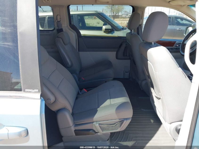 2009 Chrysler Town & Country Touring VIN: 2A8HR54169R512057 Lot: 43399619