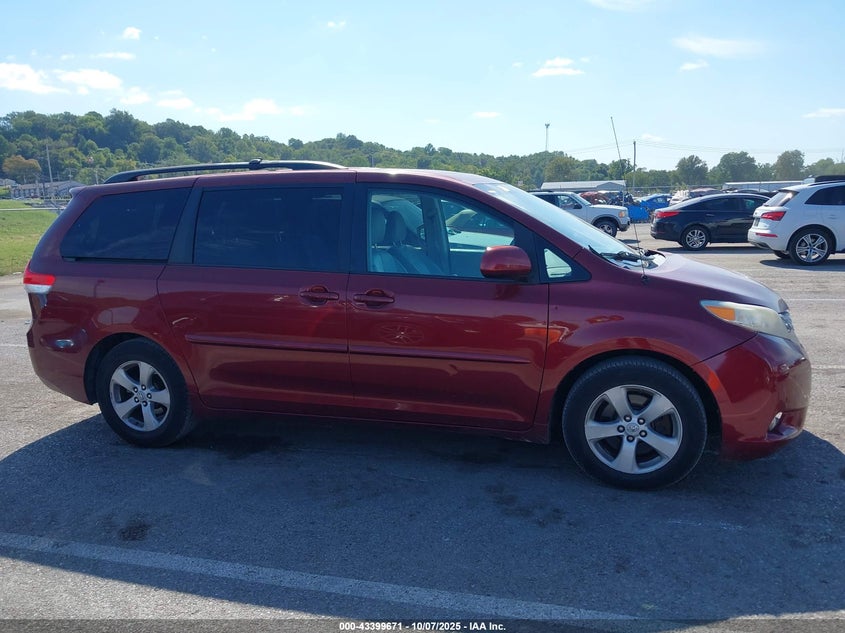 2011 Toyota Sienna Xle V6 VIN: 5TDYK3DC1BS112132 Lot: 41376800