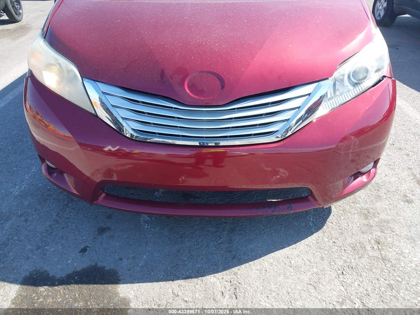 2011 Toyota Sienna Xle V6 VIN: 5TDYK3DC1BS112132 Lot: 41376800