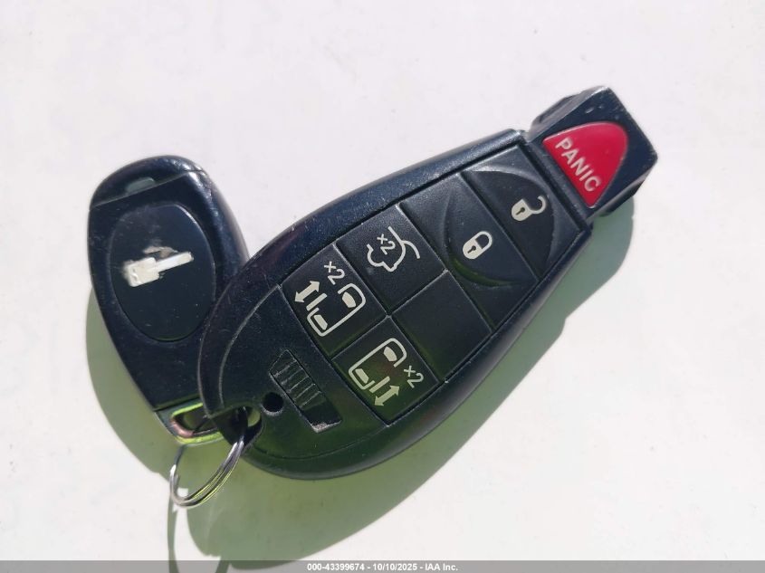 2015 Chrysler Town & Country Touring VIN: 2C4RC1BG0FR638133 Lot: 43399674