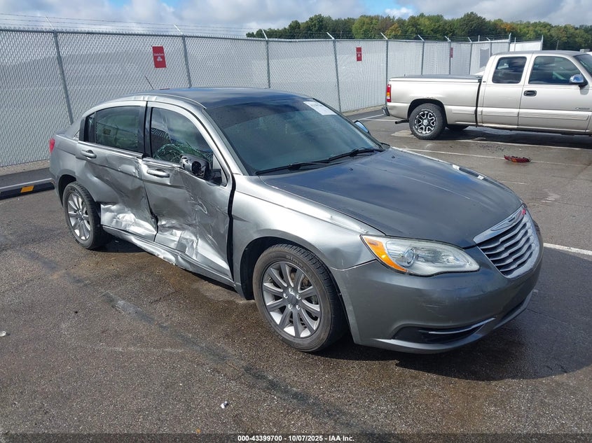 CHRYSLER 200 TOURING