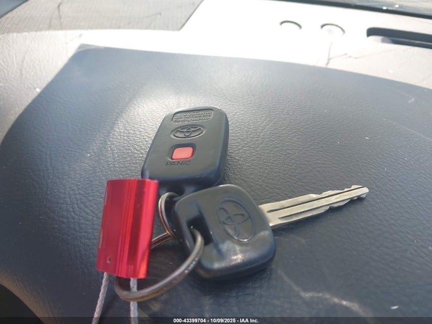 2002 Toyota Camry Se VIN: JTDBE32K020009097 Lot: 43399704