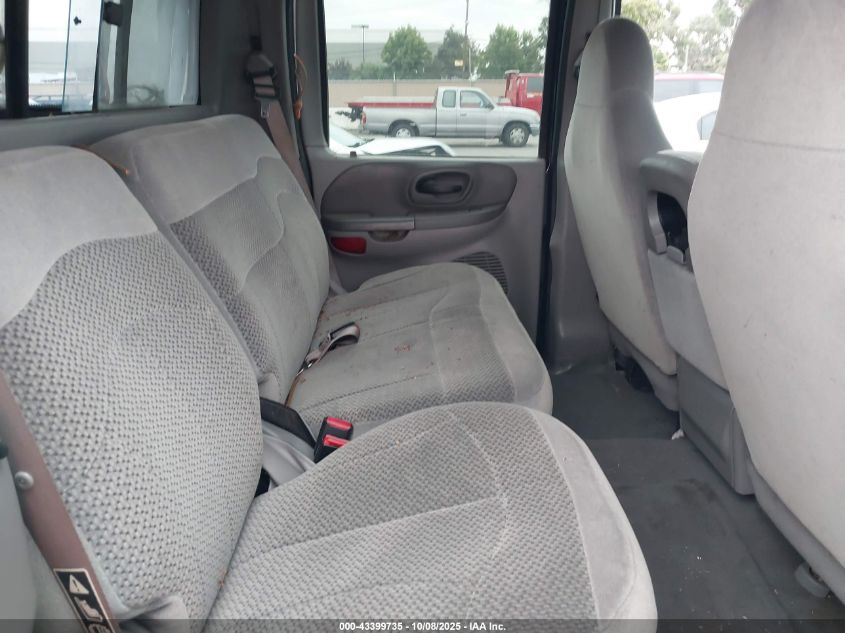 2001 Ford F-150 King Ranch Edition/Lariat/Xlt VIN: 1FTRW08L21KE34110 Lot: 43399735