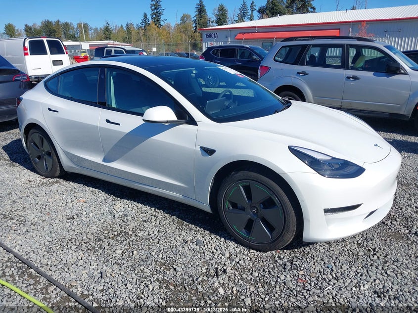 TESLA MODEL 3 LONG RANGE DUAL MOTOR ALL-WHEEL DRIVE