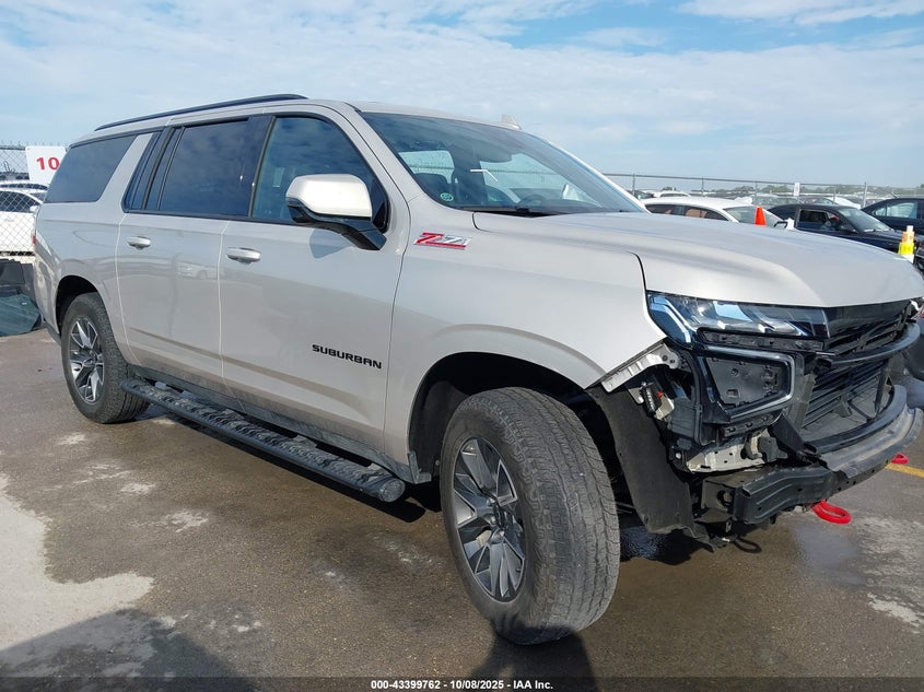 CHEVROLET SUBURBAN 4WD Z71