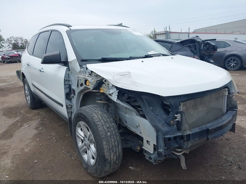 CHEVROLET TRAVERSE LS