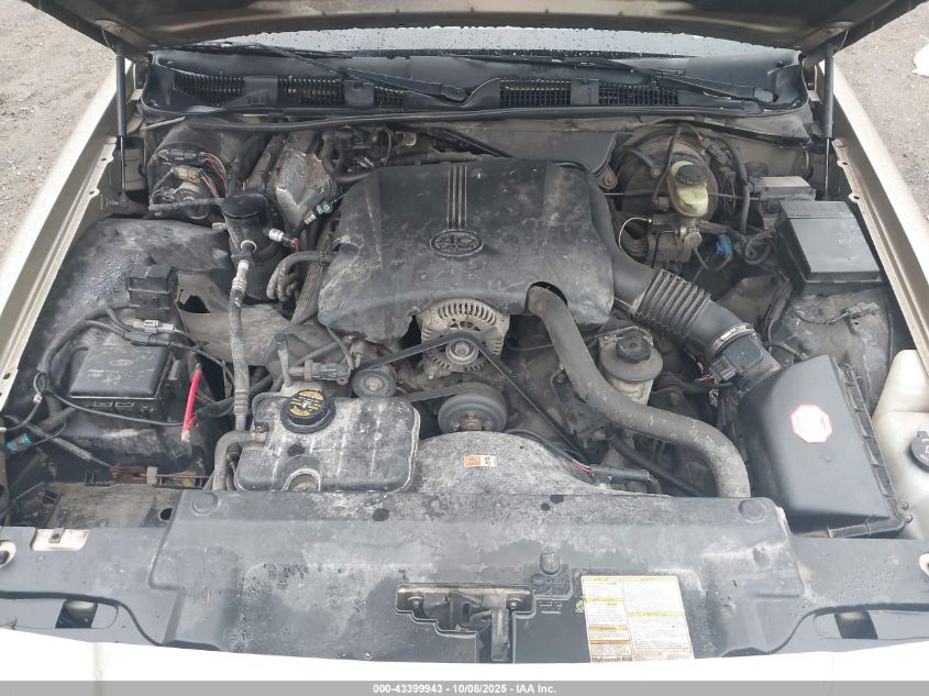 2000 Mercury Grand Marquis Gs VIN: 2MEFM74W5YX717222 Lot: 43399943