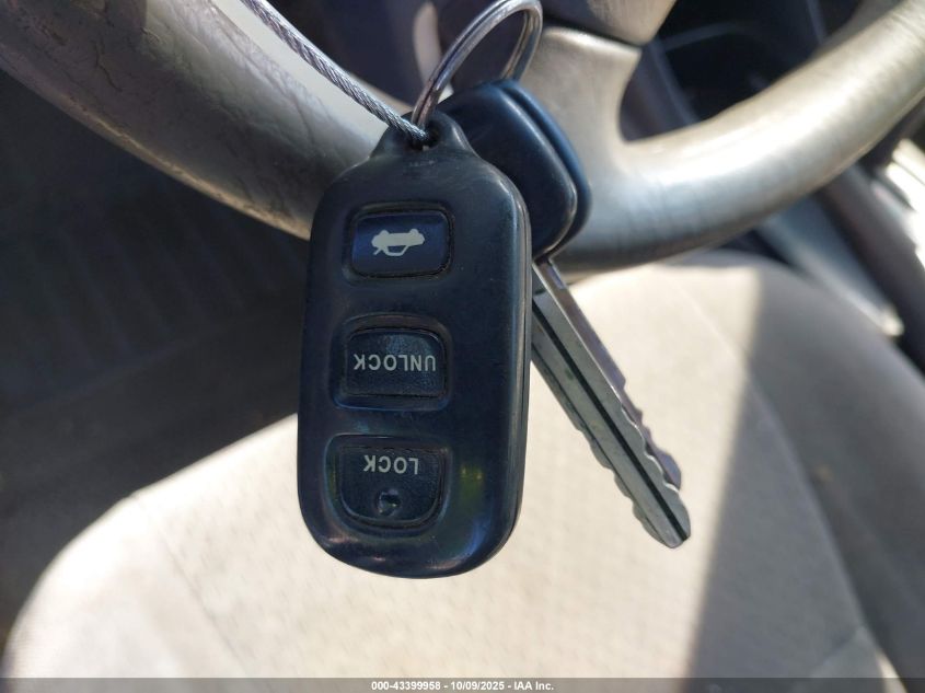 2002 Toyota Camry Le VIN: JTDBE32KX20119378 Lot: 43399958