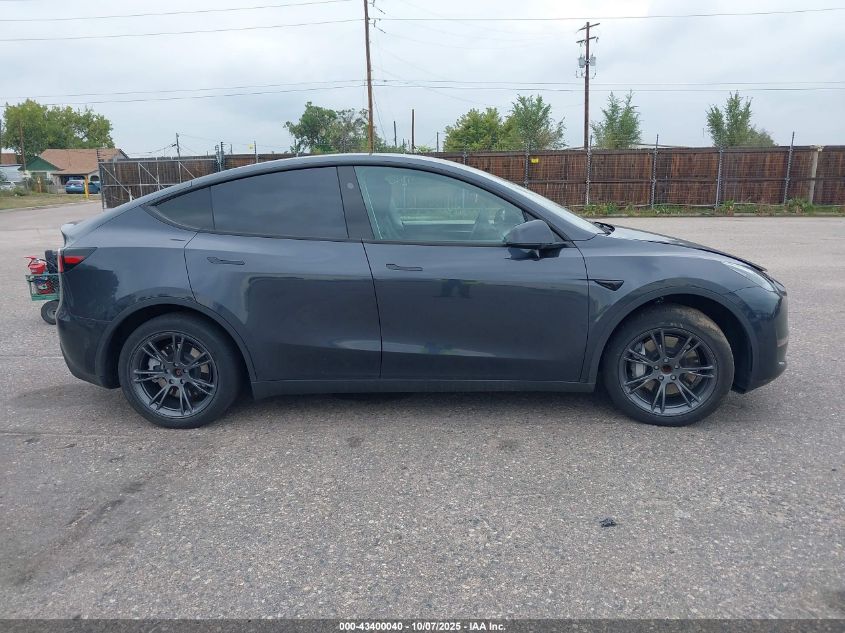 2024 Tesla Model Y VIN: 7SAYGDED2RF166295 Lot: 43400040