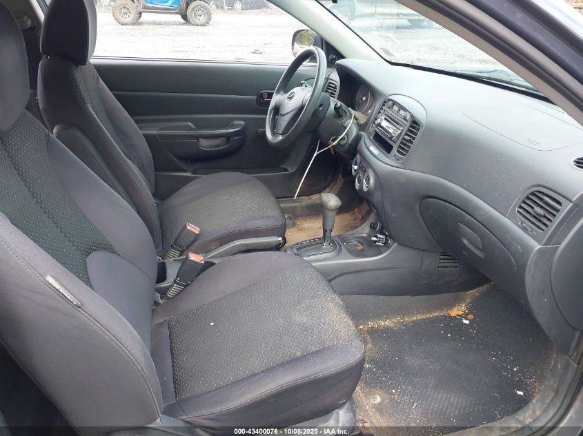 2010 Hyundai Accent Gs VIN: KMHCM3AC1AU149986 Lot: 43400076