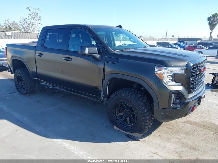 GMC SIERRA 1500 4WD SHORT BOX AT4