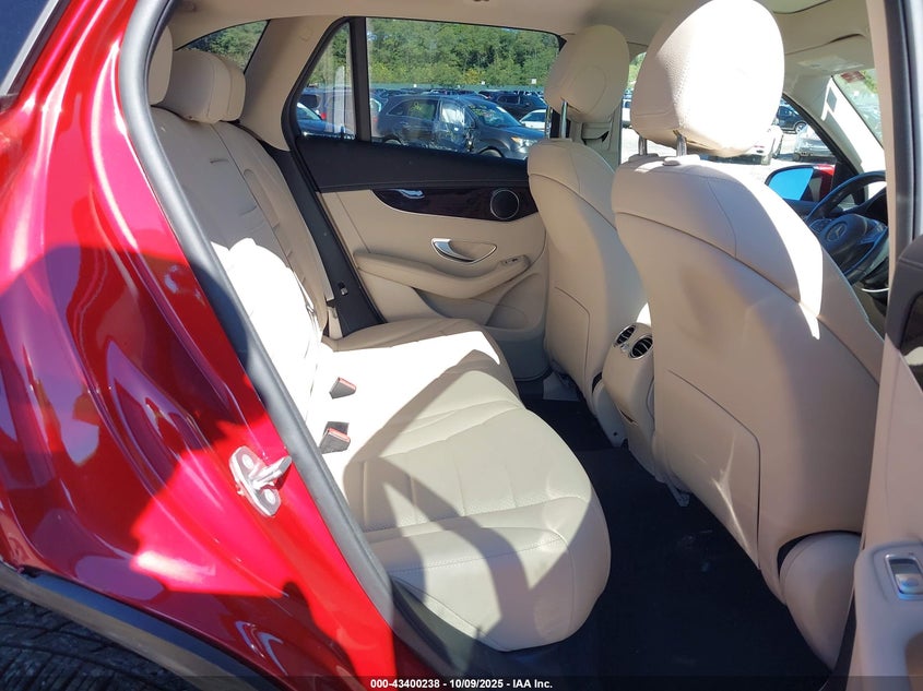 2016 Mercedes-Benz Glc 300