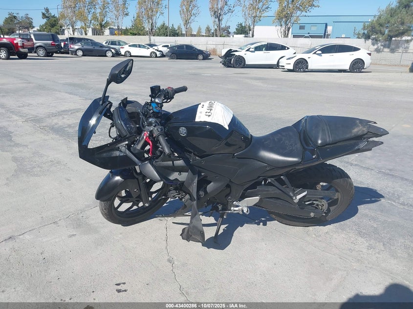 2018 Yamaha Yzfr3 A VIN: MH3RH15Y6JK004131 Lot: 43400286