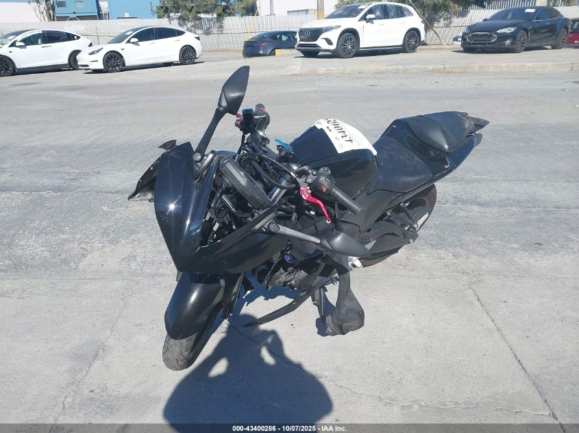 2018 Yamaha Yzfr3 A VIN: MH3RH15Y6JK004131 Lot: 43400286