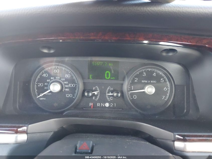 2011 Lincoln Town Car Signature Limited VIN: 2LNBL8CV2BX759349 Lot: 43400293