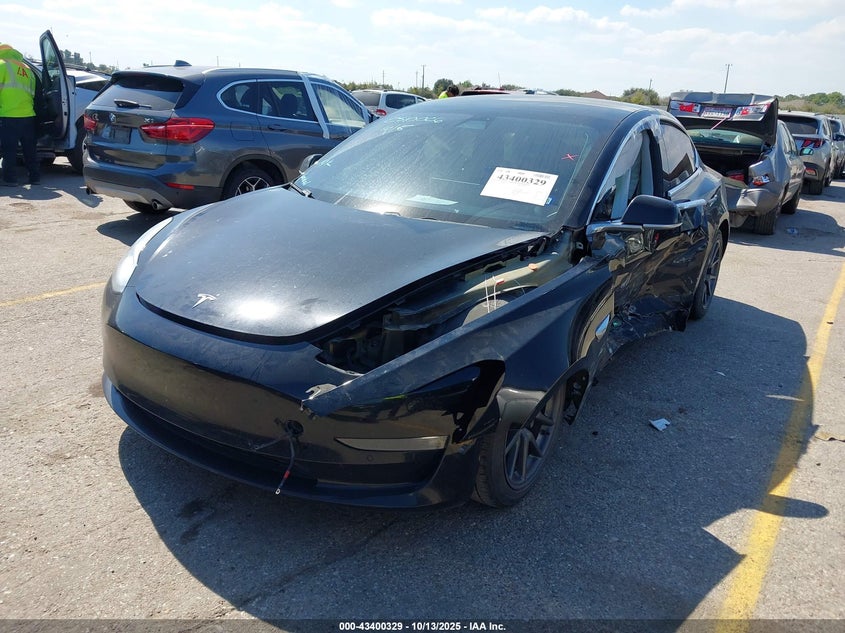 5YJ3E1EA2KF395261 2019 TESLA MODEL 3 photo no. 2