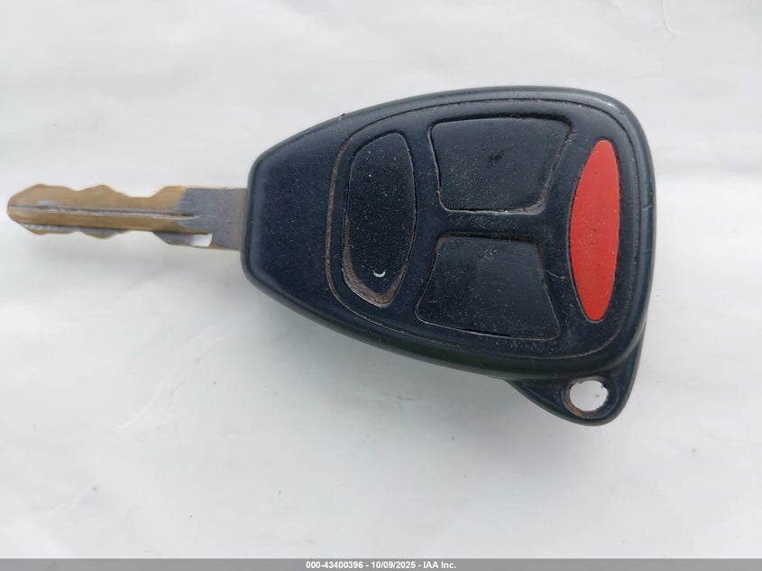 2007 Chrysler 300 VIN: 2C3KA43R77H806807 Lot: 43400396