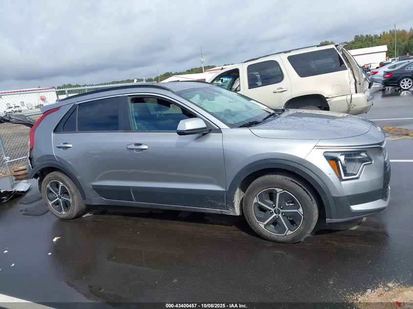 2023 KIA NIRO LX KNDCP3LE1P5086546