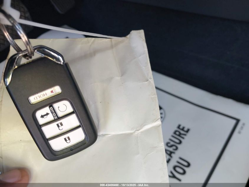 2019 Honda Accord Touring 2.0T VIN: 1HGCV2F96KA005685 Lot: 43400468